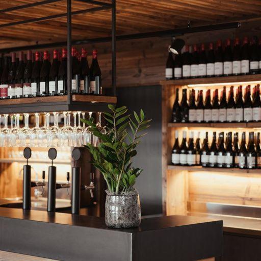 Hotel Leonard Nova Ponente Εξωτερικό φωτογραφία